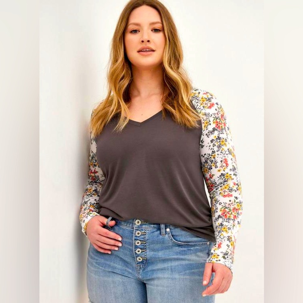 Torrid size 2 lightweight shirt. Brown with floral sleeves. Excellent condition